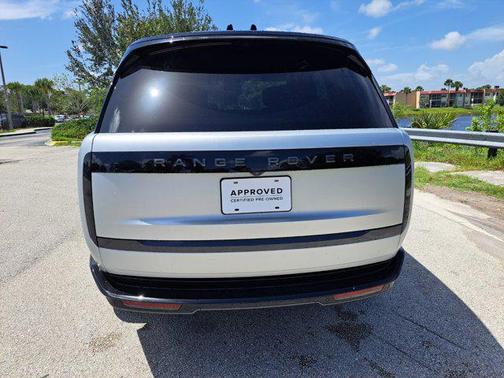 2024 Land Rover Range Rover P530 Autobiography