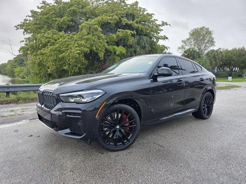 Black Sapphire Metallic 2023 BMW X6 M50i