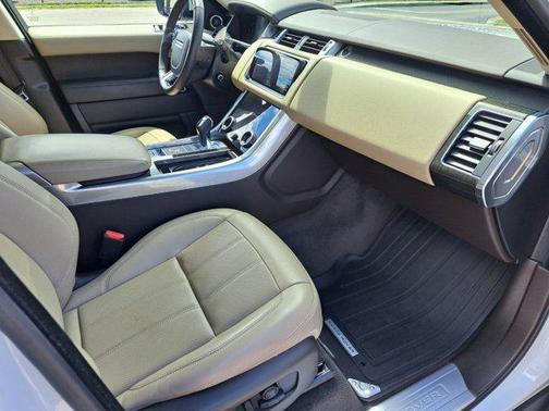 2020 Land Rover Range Rover Sport HSE