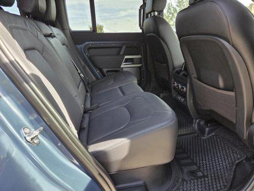 2023 Land Rover Defender 110 S