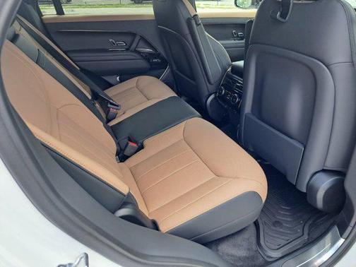 2025 Land Rover Range Rover Sport SE