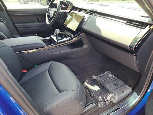 2025 Land Rover Range Rover Sport Autobiography