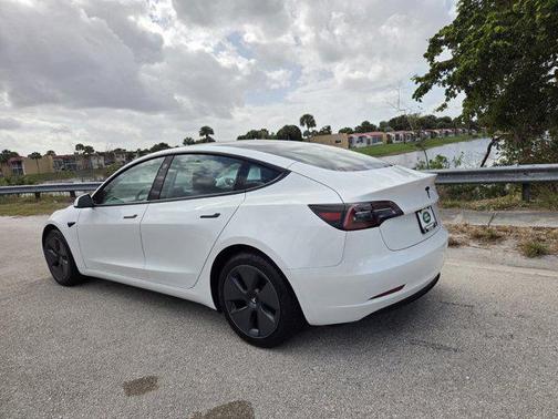 2023 Tesla Model 3 Standard Range