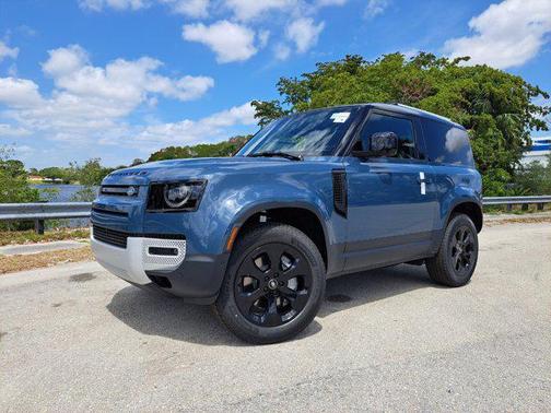 2025 Land Rover Defender 90 P300 S