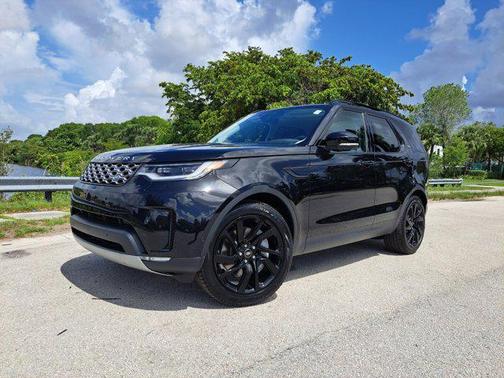 2025 Land Rover Discovery P300 S