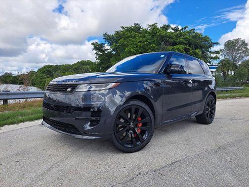2025 Land Rover Range Rover Sport SE