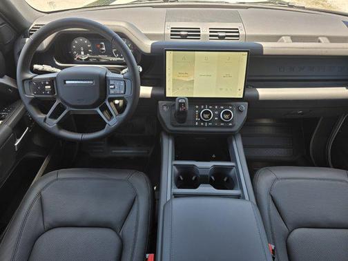 Borasco Grey Metallic 2026 Land Rover Defender P400 X-Dynamic SE
