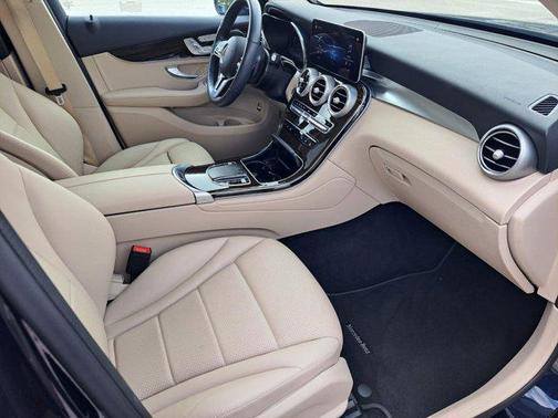 2022 Mercedes-Benz GLC 300 Base