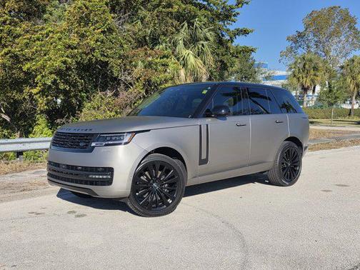 2024 Land Rover Range Rover P400 SE