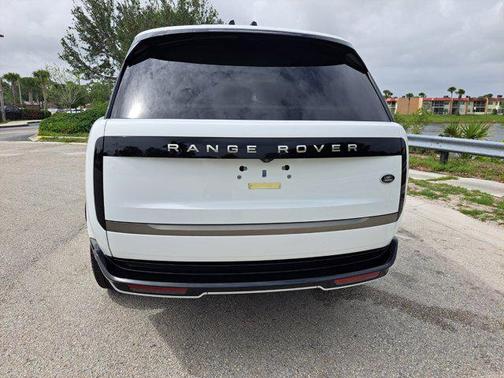 2023 Land Rover Range Rover P530 SE