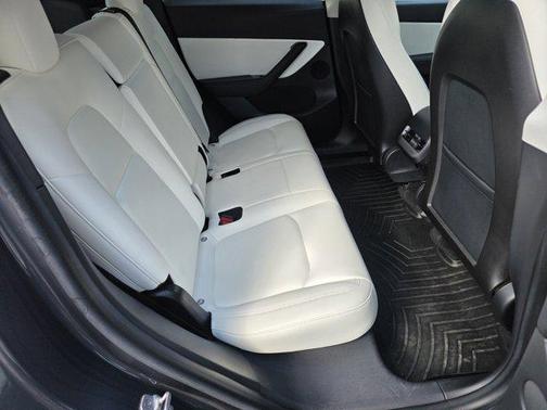 2020 Tesla Model Y Performance Dual Motor All-Wheel Drive