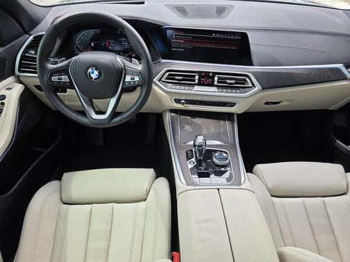 Arctic Grey Metallic 2022 BMW X5 xDrive40i