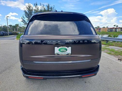 2025 Land Rover Range Rover P530 SE 7 Seat
