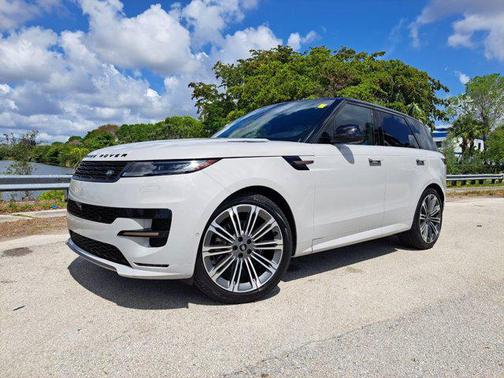 2024 Land Rover Range Rover Sport SE