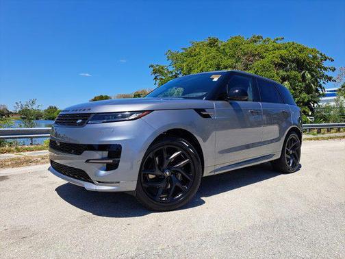 2025 Land Rover Range Rover Sport SE