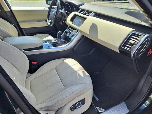 2017 Land Rover Range Rover Sport 3.0L Supercharged HSE