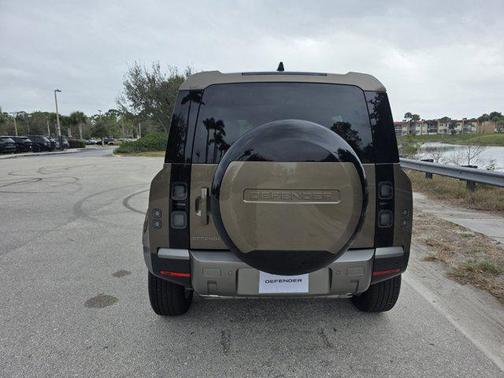 2026 Land Rover Defender P300 S