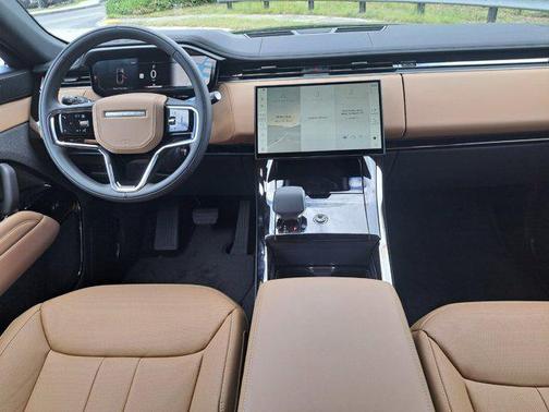 2025 Land Rover Range Rover Sport SE