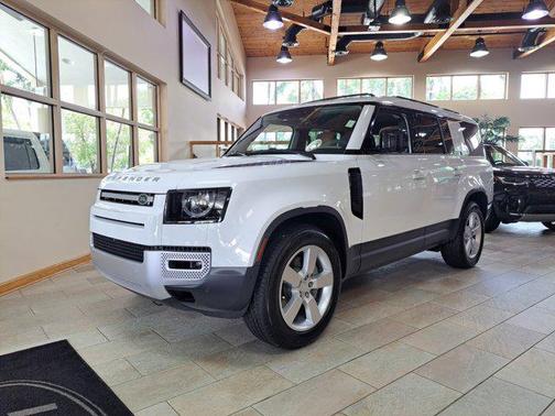 2025 Land Rover Defender 130 P300 S