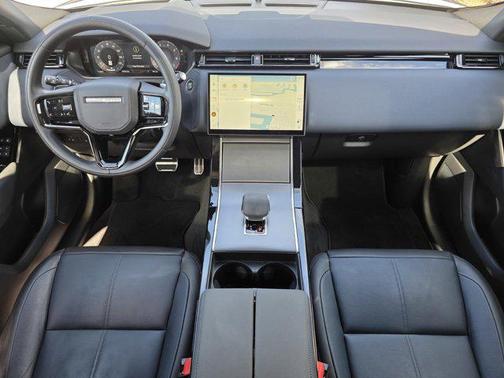 2024 Land Rover Range Rover Velar P400 Dynamic SE