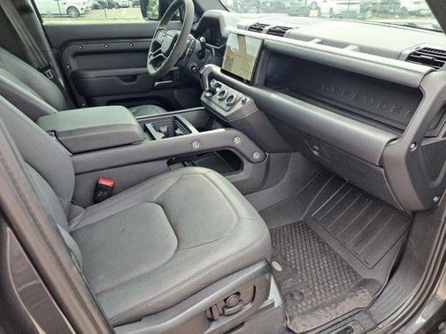 2023 Land Rover Defender 110 Carpathian Edition