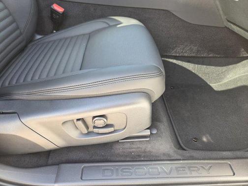 2025 Land Rover Discovery Sport S