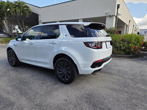 2025 Land Rover Discovery Sport S