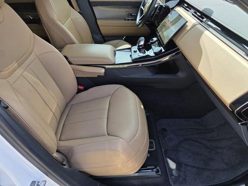 Fuji White 2023 Land Rover Range Rover Sport SE