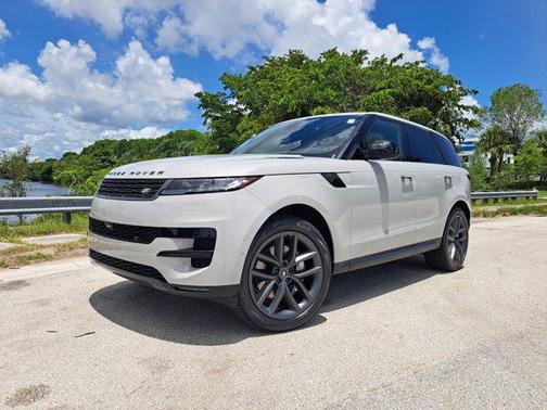 2025 Land Rover Range Rover Sport SE