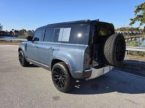 2020 Land Rover Defender 110 HSE