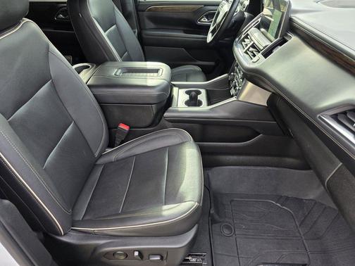 Summit White 2023 Chevrolet Suburban Premier