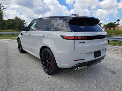 2025 Land Rover Range Rover Sport Autobiography