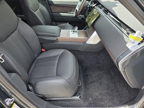 Belgravia Green Metallic 2026 Land Rover Range Rover P530 SE 7 Seat