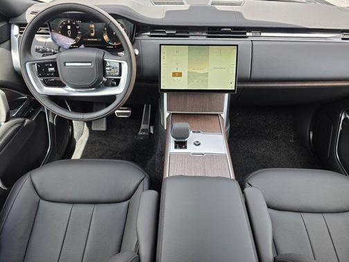 Belgravia Green Metallic 2026 Land Rover Range Rover P530 SE 7 Seat