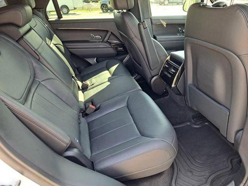 2024 Land Rover Range Rover Sport SE