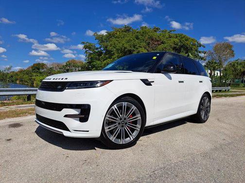 2024 Land Rover Range Rover Sport SE