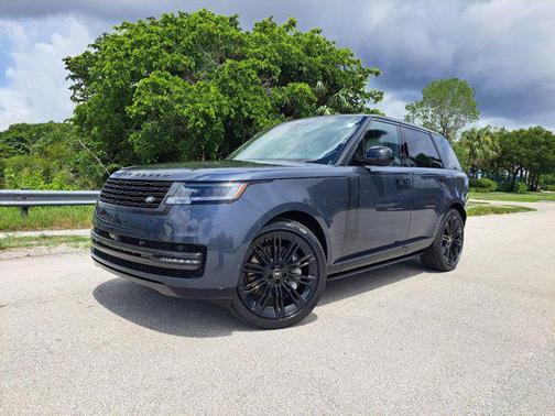 2025 Land Rover Range Rover P530 SE