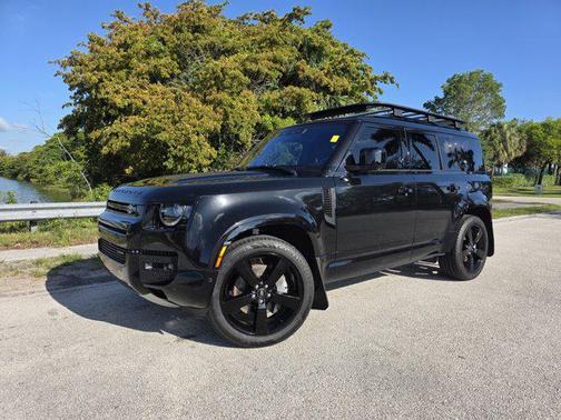 Santorini Black 2022 Land Rover Defender 110 X-Dynamic SE