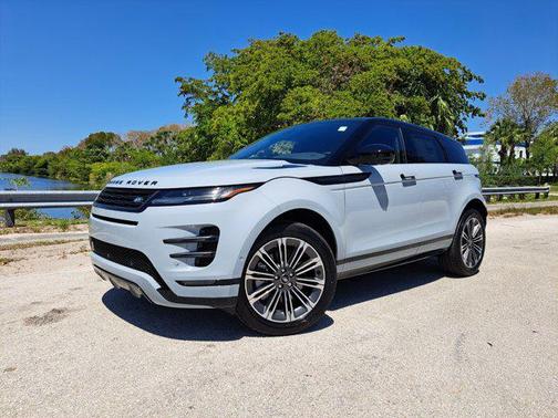 2026 Land Rover Range Rover Evoque Dynamic SE