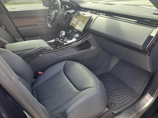 2023 Land Rover Range Rover Sport SE