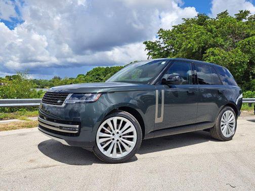 2025 Land Rover Range Rover P400 SE