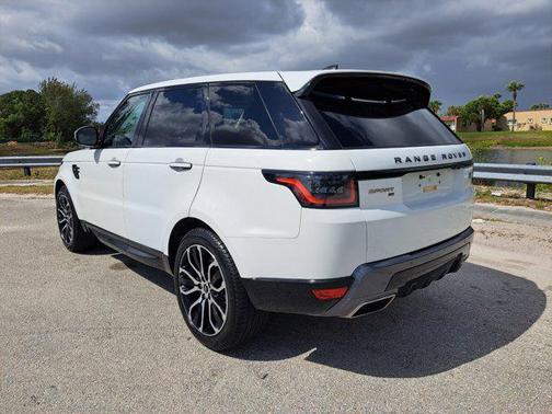 2022 Land Rover Range Rover Sport HSE Silver Edition