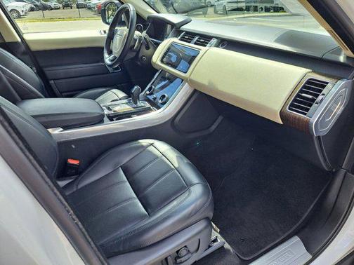2022 Land Rover Range Rover Sport HSE Silver Edition