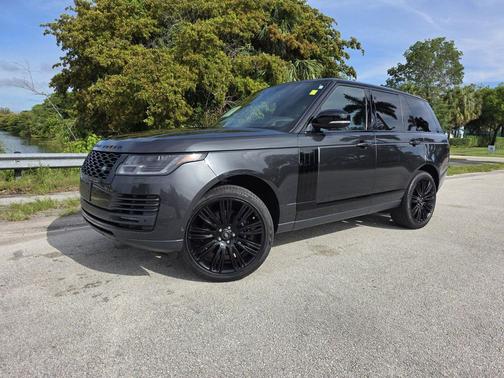 Carpathian Grey Premium Metallic 2021 Land Rover Range Rover P525 Westminster