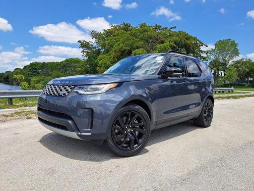 2025 Land Rover Discovery P300 S