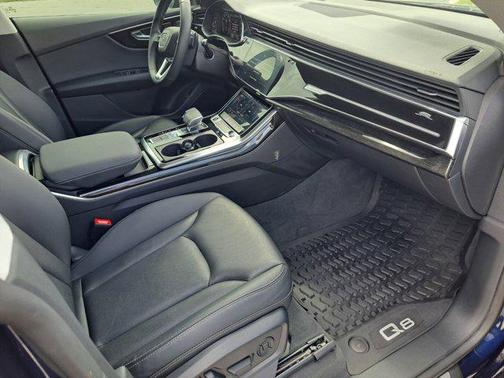 2022 Audi Q8 55 Premium Plus