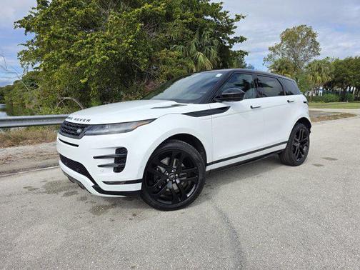 2026 Land Rover Range Rover Evoque Dynamic SE