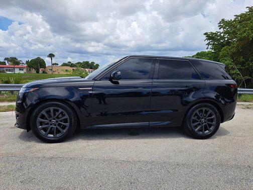 2023 Land Rover Range Rover Sport SE