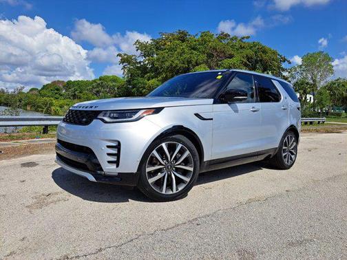 2023 Land Rover Discovery P360 HSE R-Dynamic