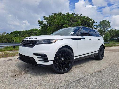 2026 Land Rover Range Rover Velar P250 SE R-Dynamic